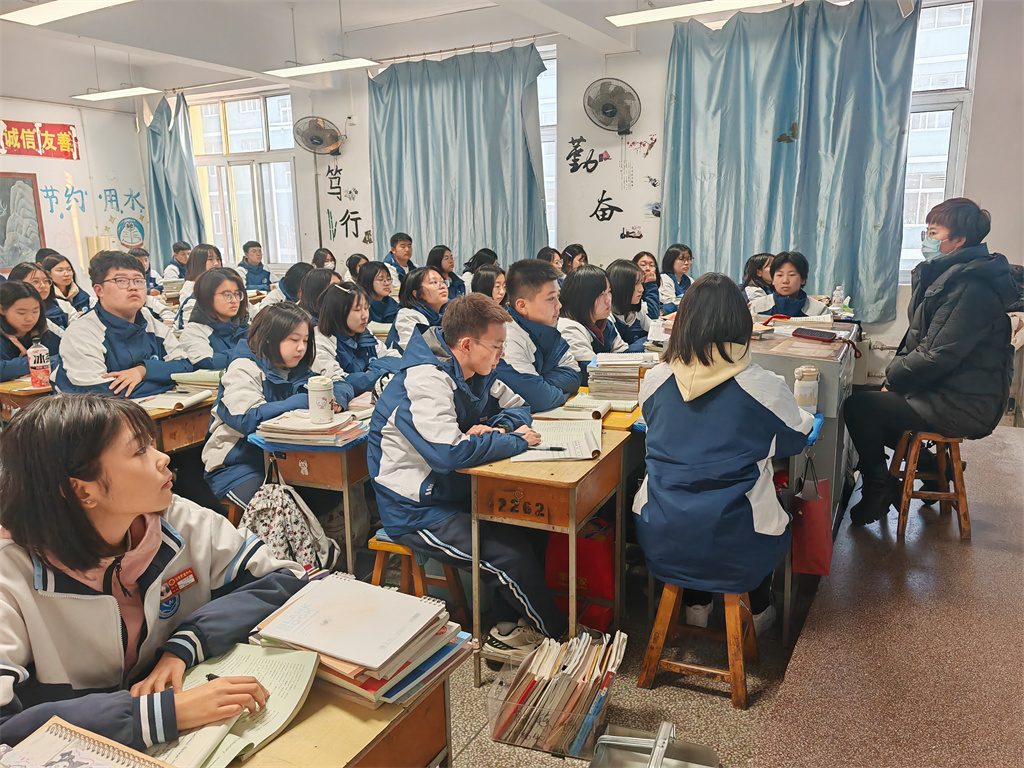 93f15955b595768aaacd3d2b9b531eef.jpg