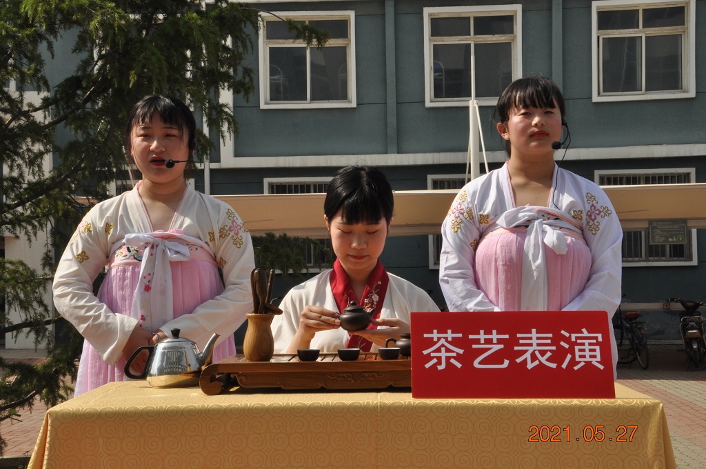 d69ce2ed176973f820300746a2bc1b14.jpg